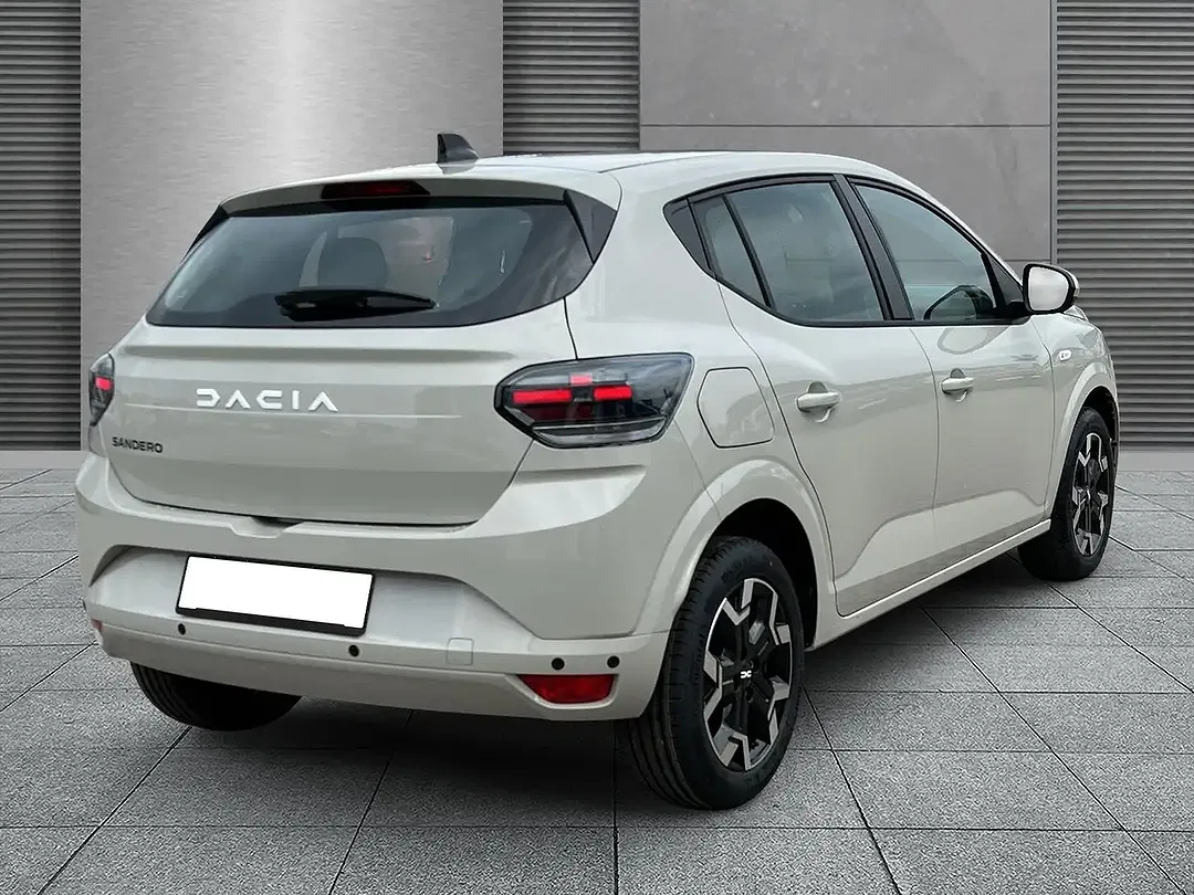 Dacia Sandero - Thumbnail 3