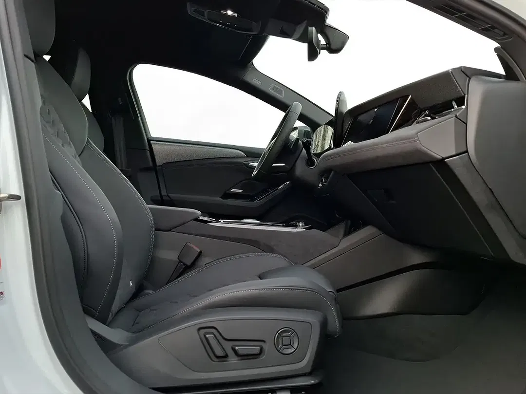 Audi A6 e-tron - Thumbnail 10