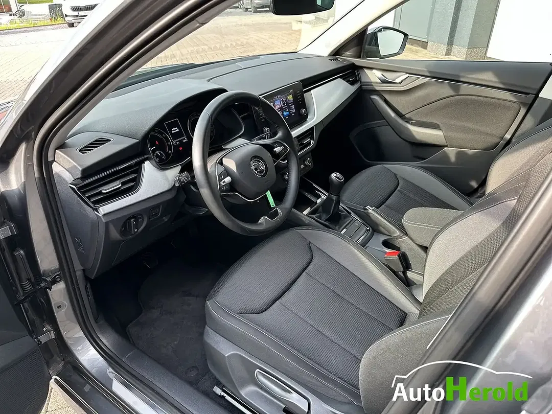 Skoda Kamiq - Thumbnail 11