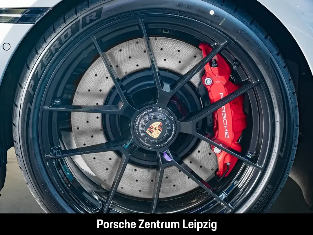 Porsche 992 - Thumbnail 15