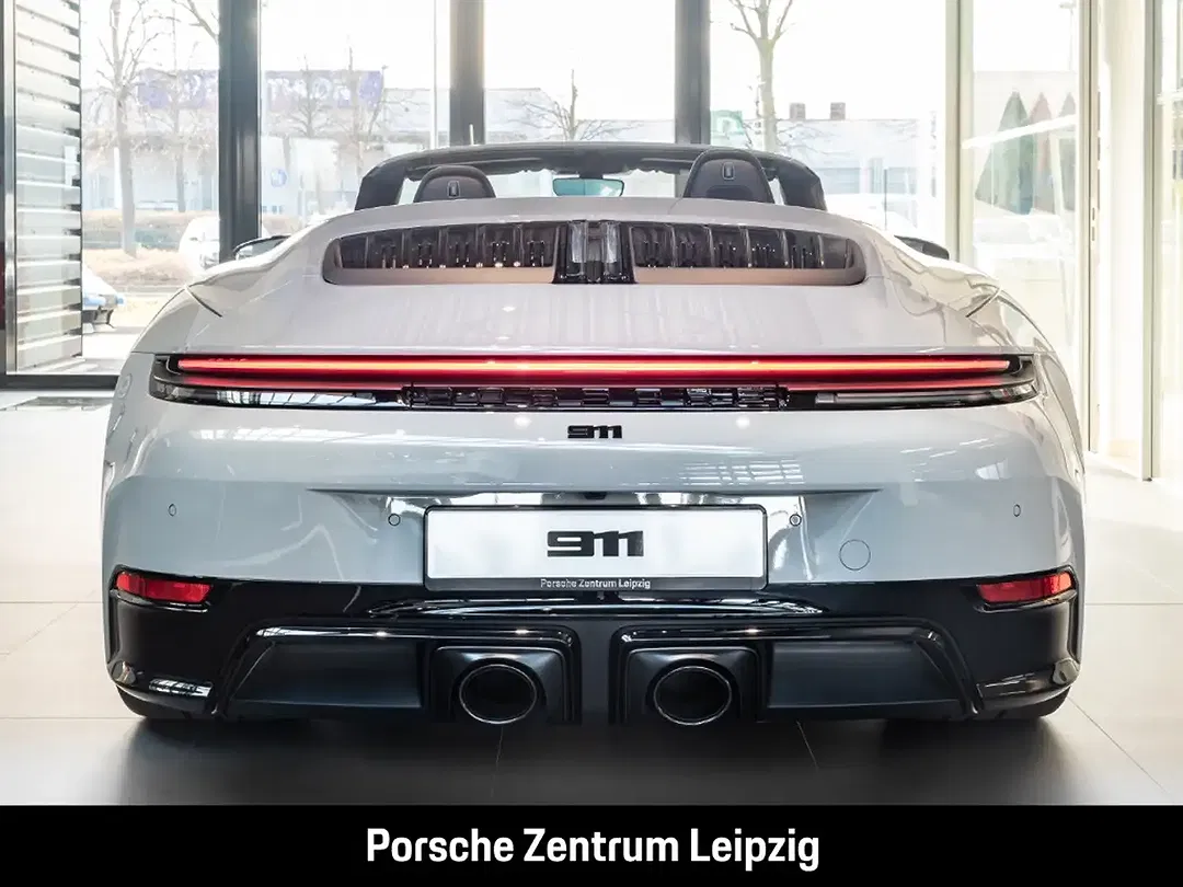 Porsche 992 - Thumbnail 5