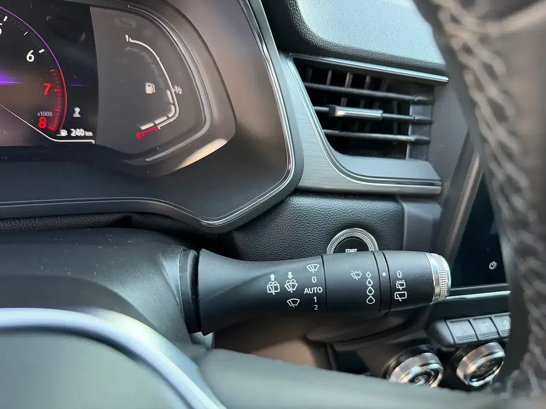 Renault Captur - Thumbnail 11