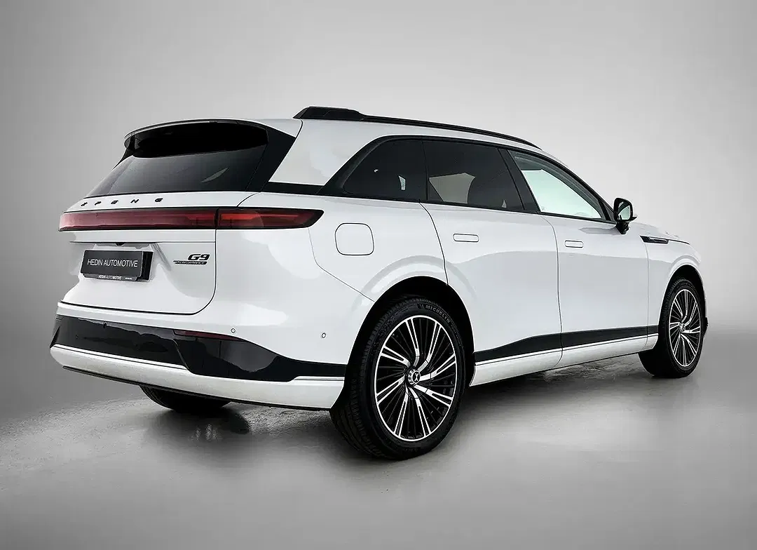 Xpeng G9 - Thumbnail 2