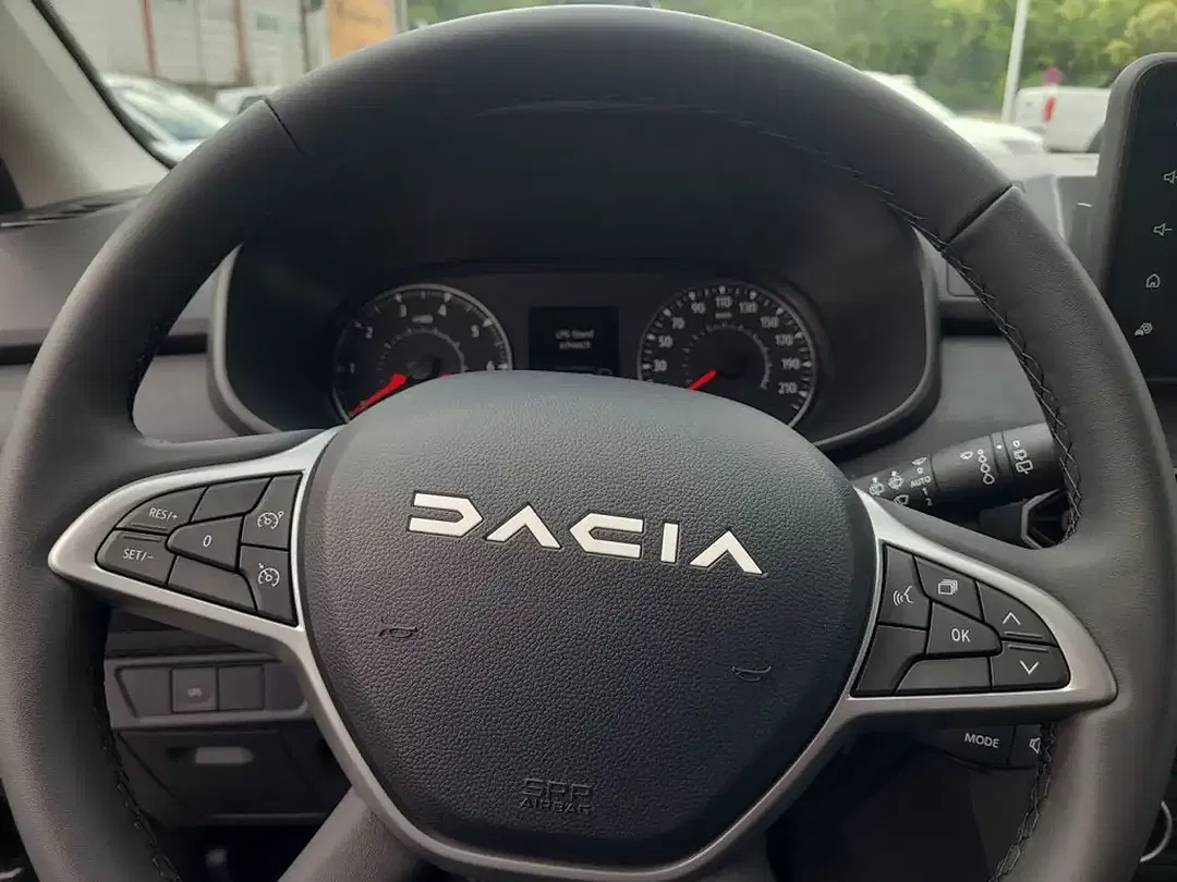 Dacia Sandero - Thumbnail 15