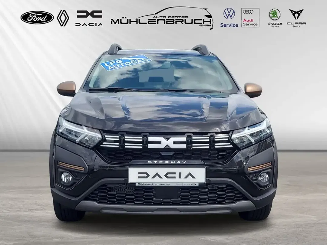 Dacia Sandero - Thumbnail 2