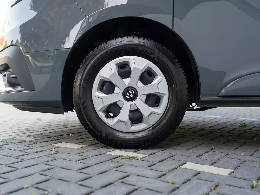 Renault Trafic - Thumbnail 4