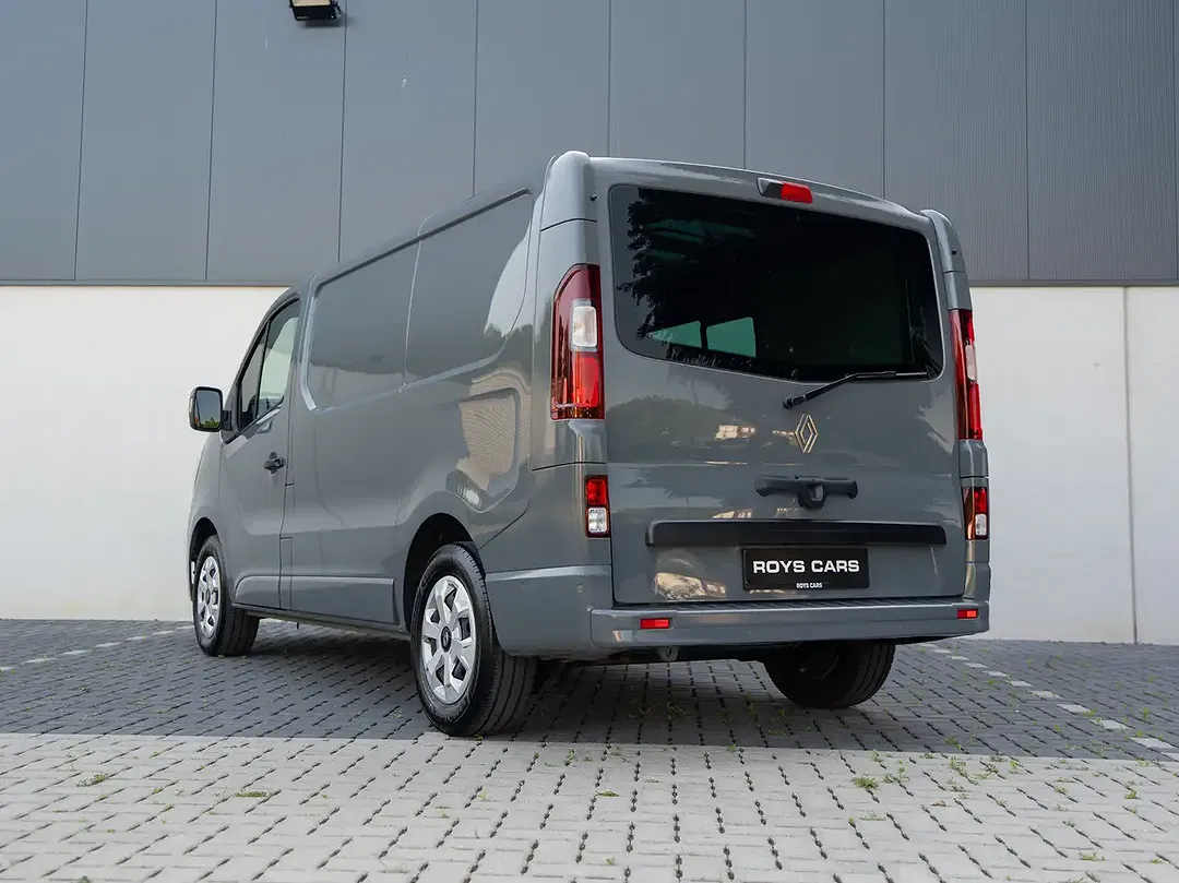 Renault Trafic - Thumbnail 5