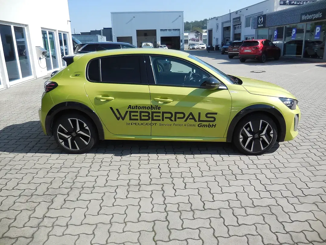 Peugeot 208 - Thumbnail 5