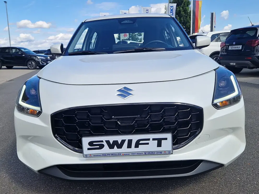 Suzuki Swift - Thumbnail 2