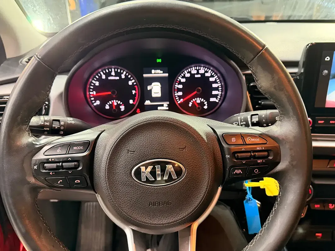 Kia Rio - Thumbnail 13