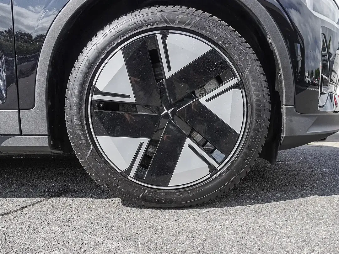 Polestar 2 - Thumbnail 6