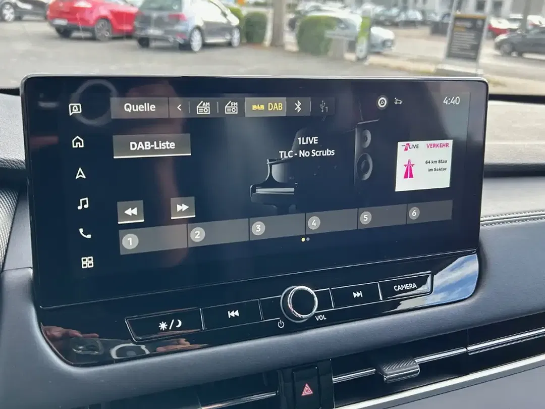 Mitsubishi Outlander - Thumbnail 14