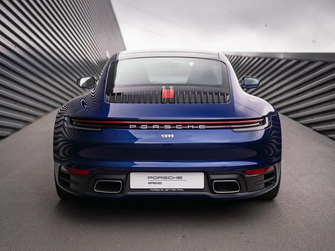 Porsche 992 - Thumbnail 11