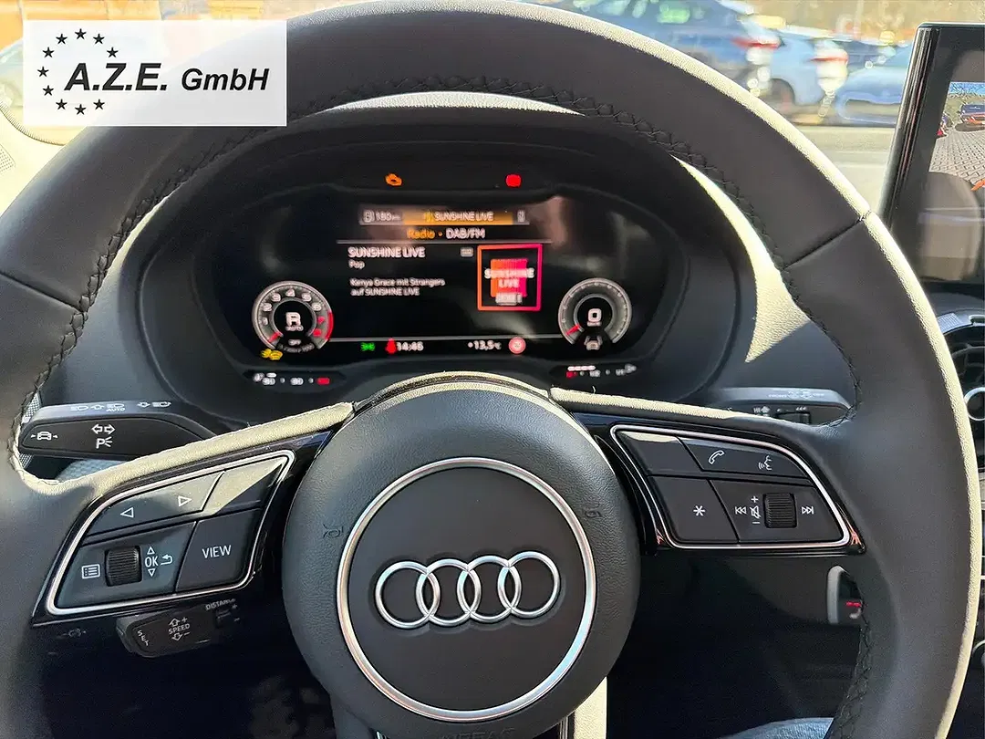 Audi Q2 - Thumbnail 16