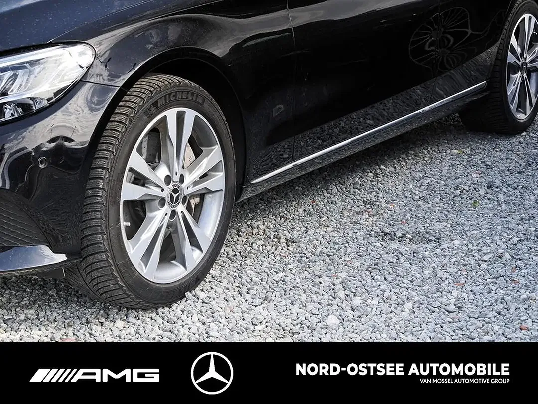 Mercedes-Benz C 300 - Thumbnail 5