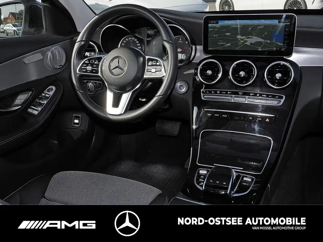 Mercedes-Benz C 300 - Thumbnail 9