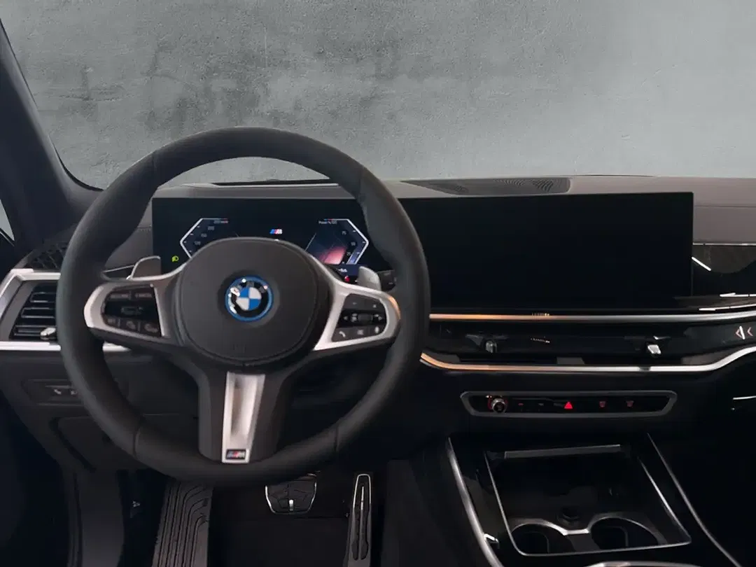 BMW X5 - Thumbnail 10
