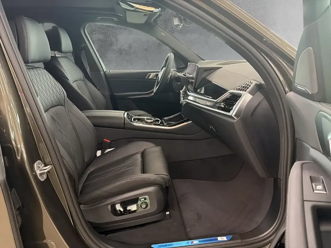 BMW X5 - Thumbnail 11
