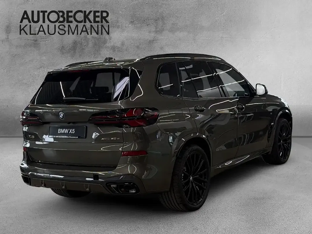 BMW X5 - Thumbnail 2