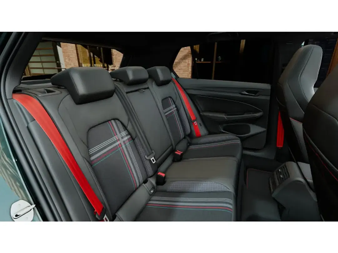 Volkswagen Golf GTI - Thumbnail 8