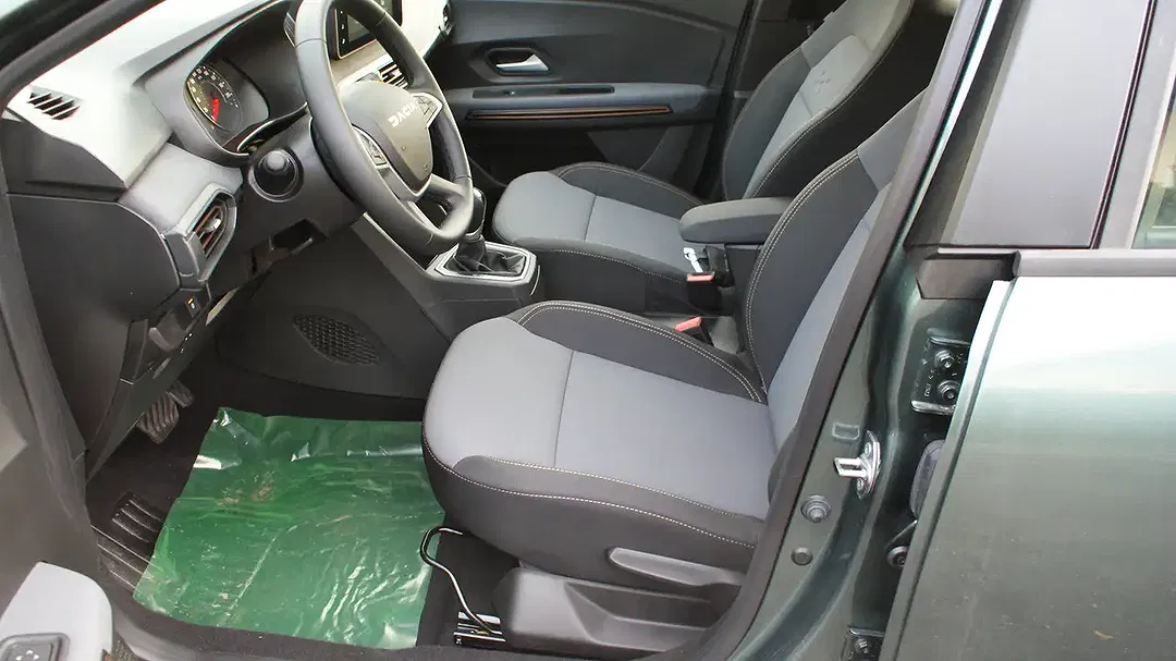 Dacia Sandero - Thumbnail 26