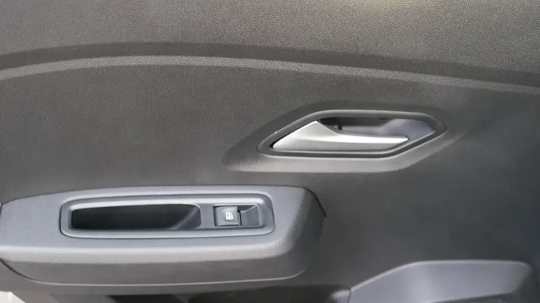 Dacia Sandero - Thumbnail 33