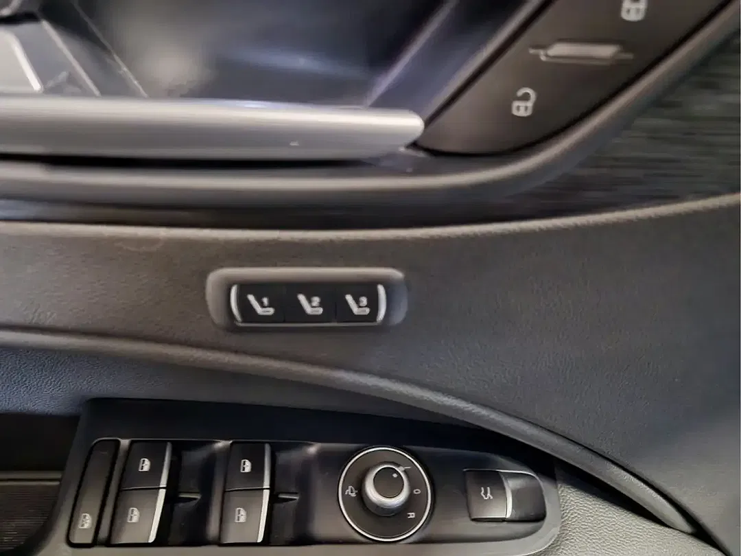 Alfa Romeo Stelvio - Thumbnail 12