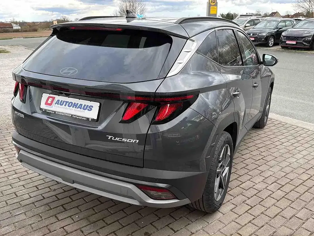 Hyundai TUCSON - Thumbnail 5