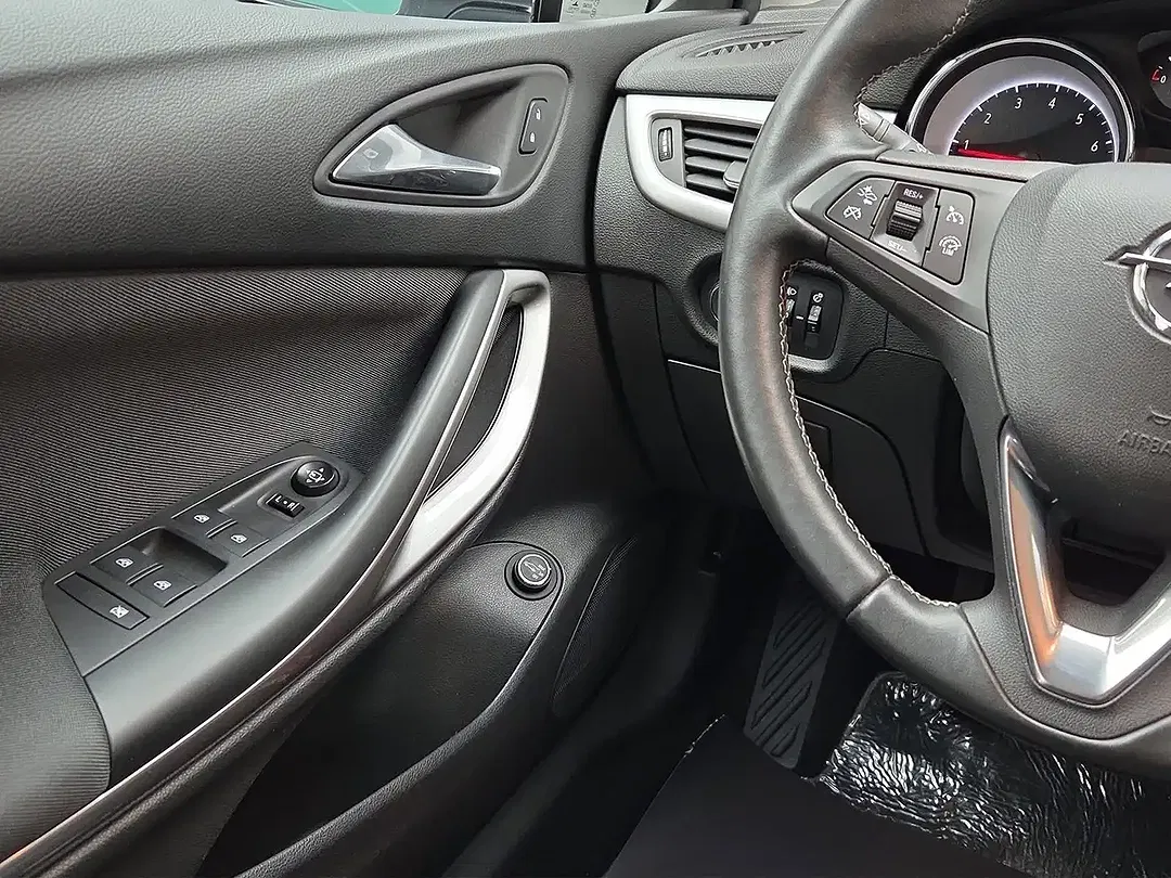 Opel Astra - Thumbnail 19