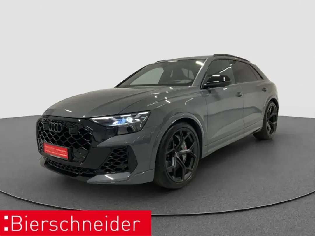 Audi RS Q8 - Thumbnail 1