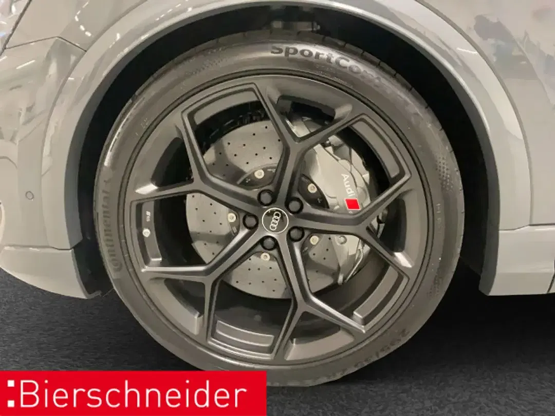 Audi RS Q8 - Thumbnail 7
