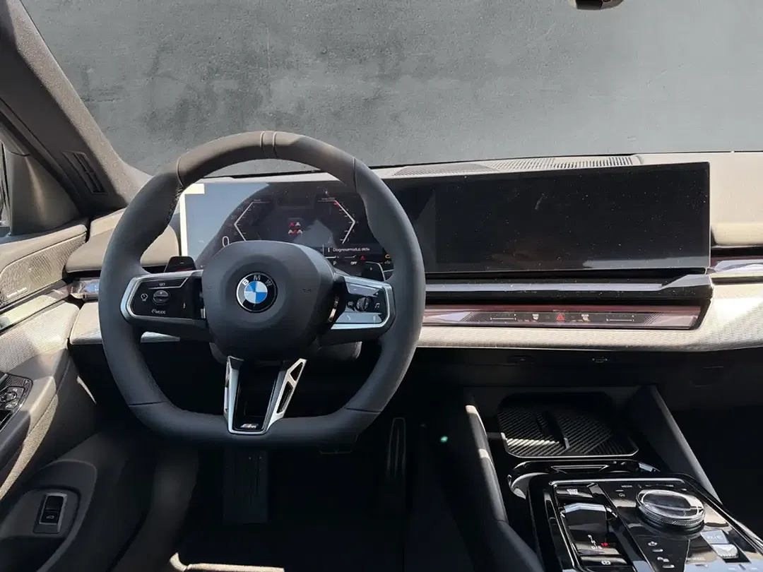 BMW 520 - Thumbnail 10