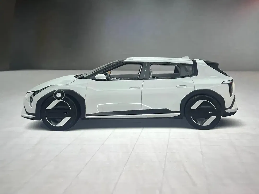 Kia EV4 - Thumbnail 3