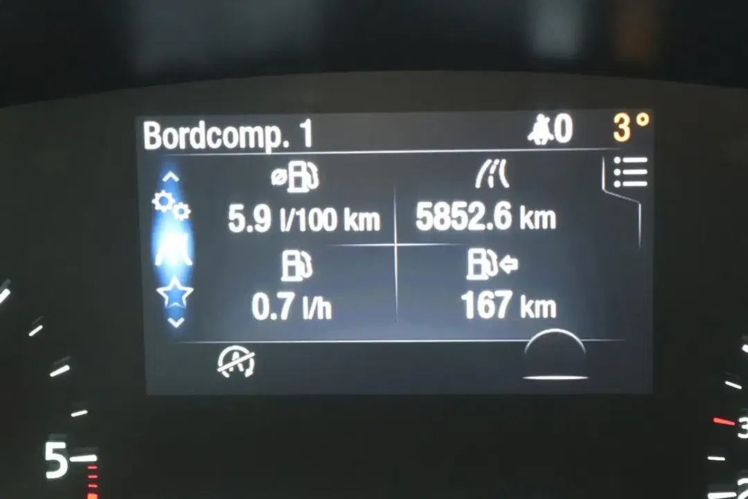 Ford Focus - Thumbnail 11