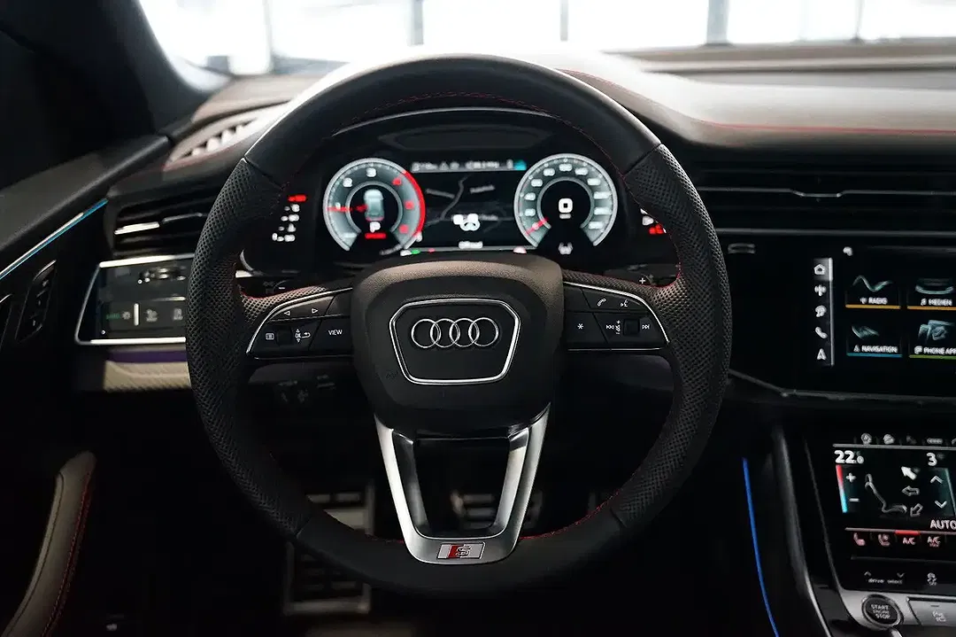 Audi Q8 - Thumbnail 12
