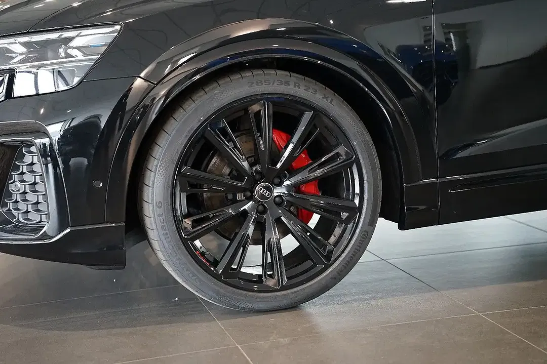 Audi Q8 - Thumbnail 6