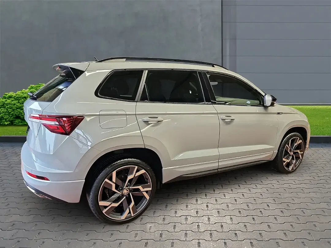 Skoda Karoq - Thumbnail 5