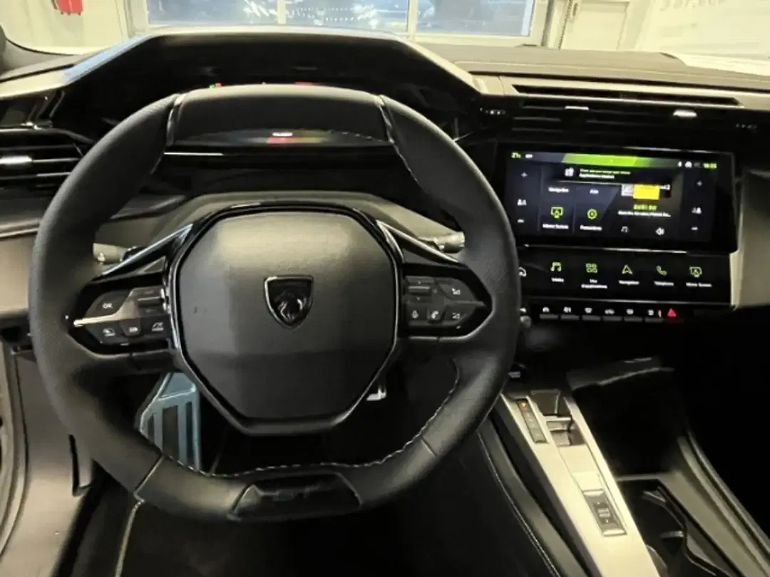 Peugeot 308 - Thumbnail 10