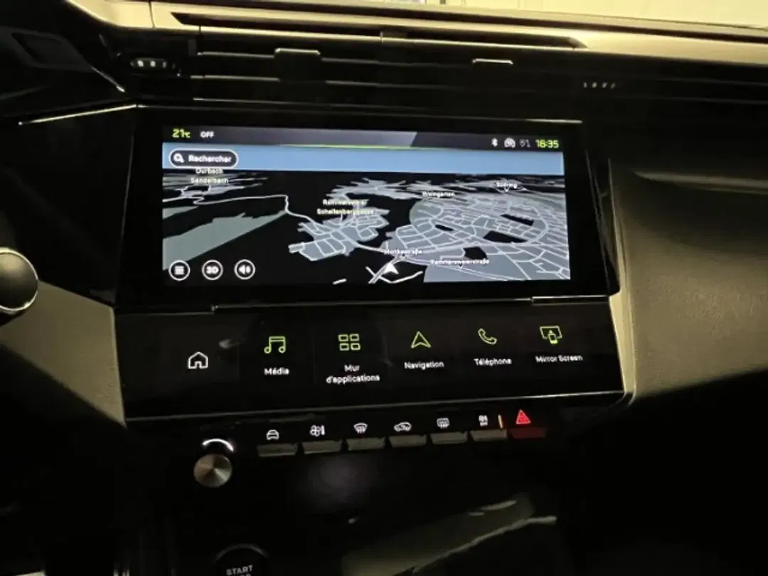 Peugeot 308 - Thumbnail 11