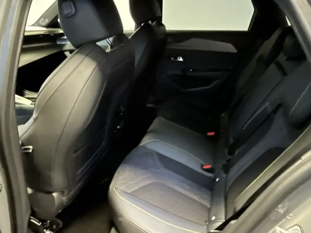 Peugeot 308 - Thumbnail 13