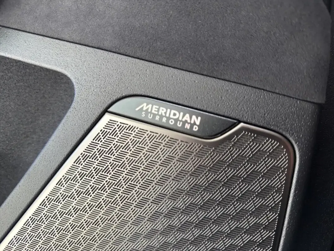 Kia EV6 - Thumbnail 19