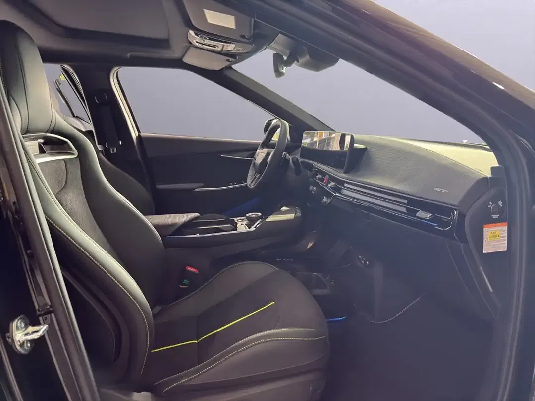 Kia EV6 - Thumbnail 8