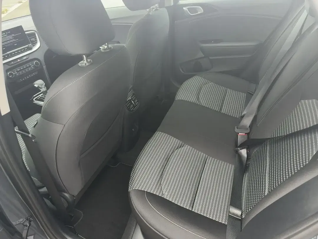 Kia Ceed / cee'd - Thumbnail 8