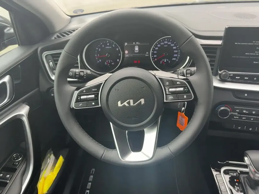 Kia Ceed / cee'd - Thumbnail 10