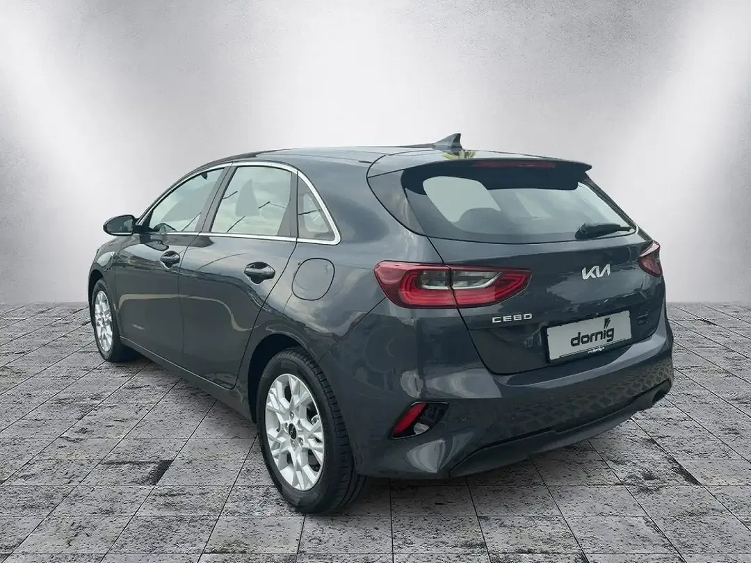 Kia Ceed / cee'd - Thumbnail 2