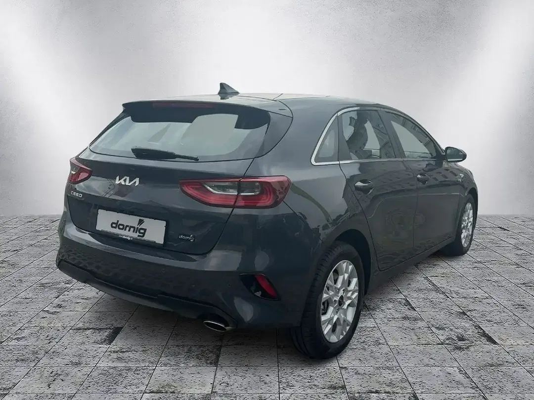 Kia Ceed / cee'd - Thumbnail 3