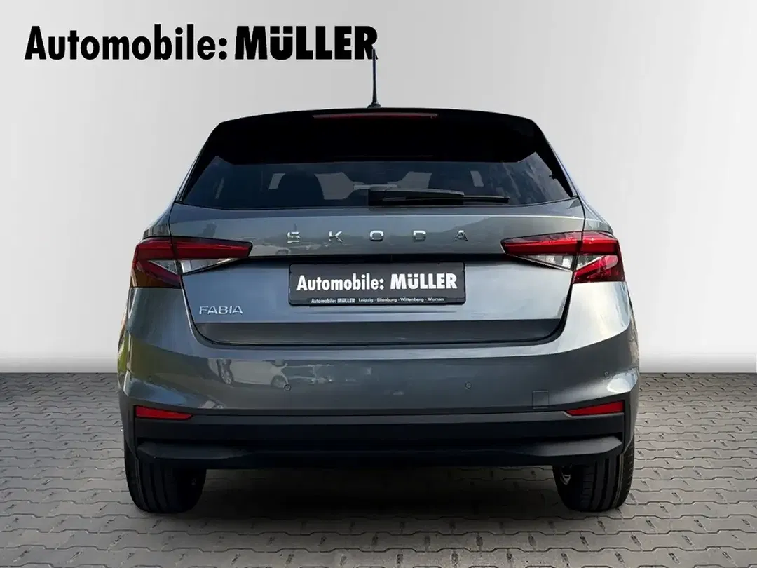 Skoda Fabia - Thumbnail 5