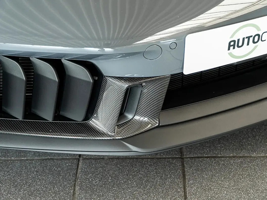 Porsche 911 - Thumbnail 6