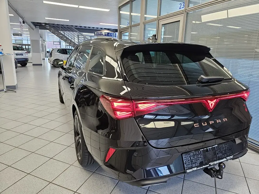 CUPRA Leon - Thumbnail 7