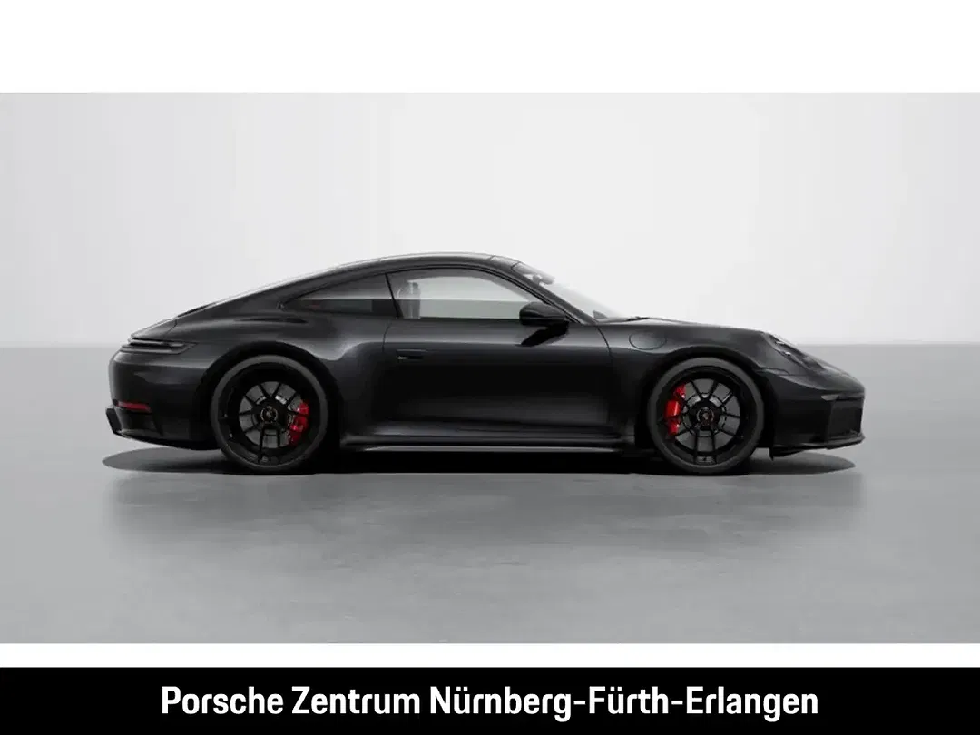 Porsche 992 - Thumbnail 6